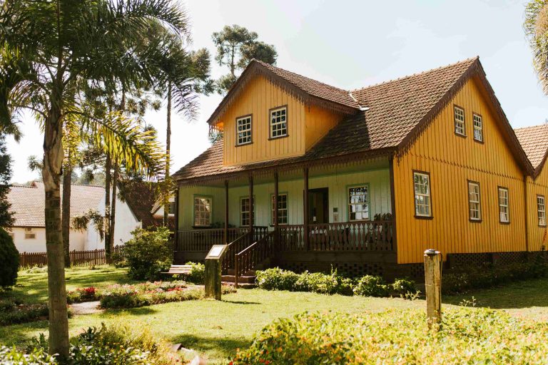 Leia mais sobre o artigo Museu da Colônia Witmarsum recebe prêmio estadual por preservar herança menonita